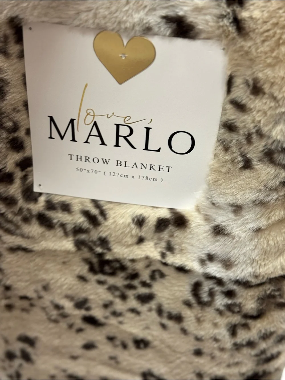 N/A throw blanket